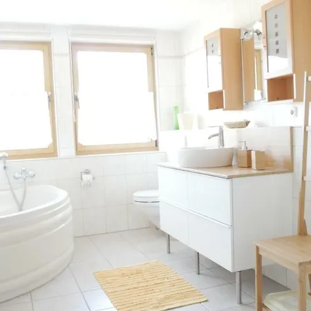 Ferienwohnung Am Kuckucksstuhl Apartment *